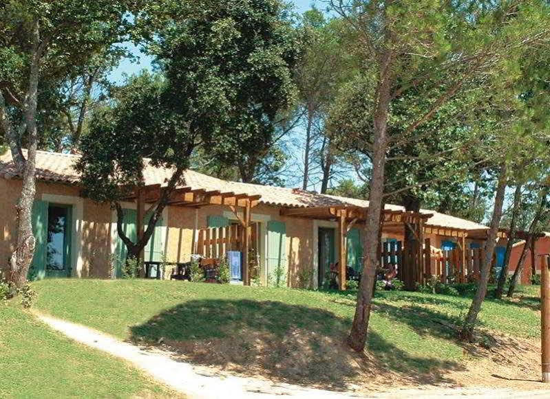 Lagrange Vacances Les Mazets De Gaujac Gaujac (Gard) Exterior foto